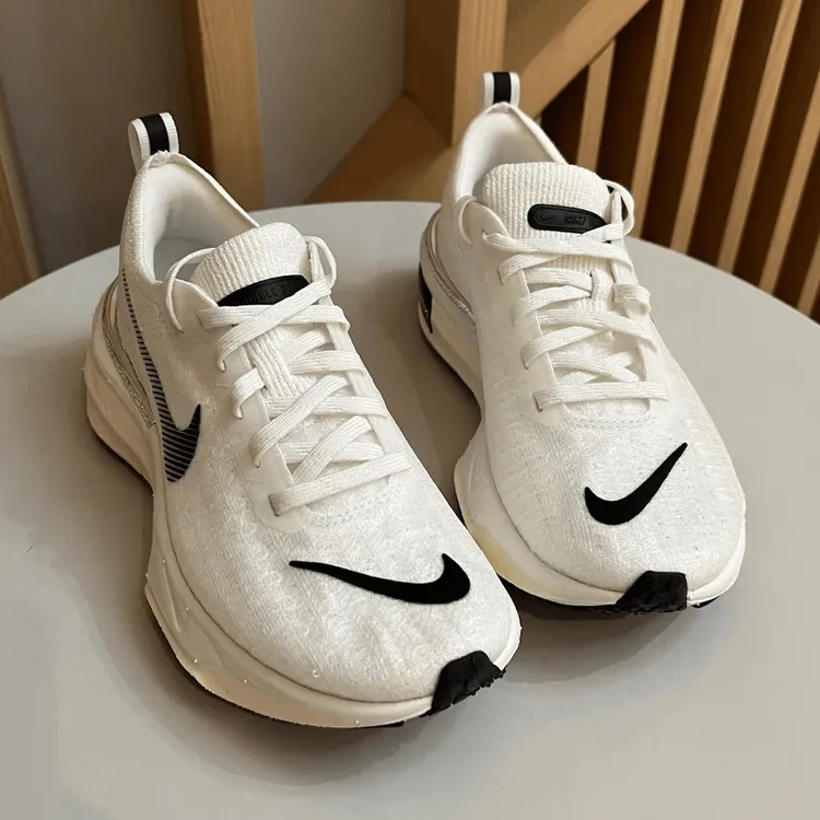 Nike/耐克官方正品Invincible Run 3白色男子/女子公路跑步运动鞋