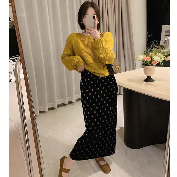 法式复古丝绒别致波点圆点秋冬季半身裙女松紧高腰包臀直筒一步裙