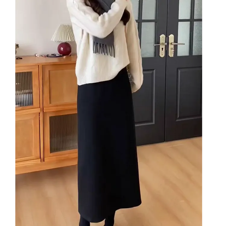 春秋简约纯色后开叉半身裙女2025新款韩版高腰显瘦时尚百搭A字裙