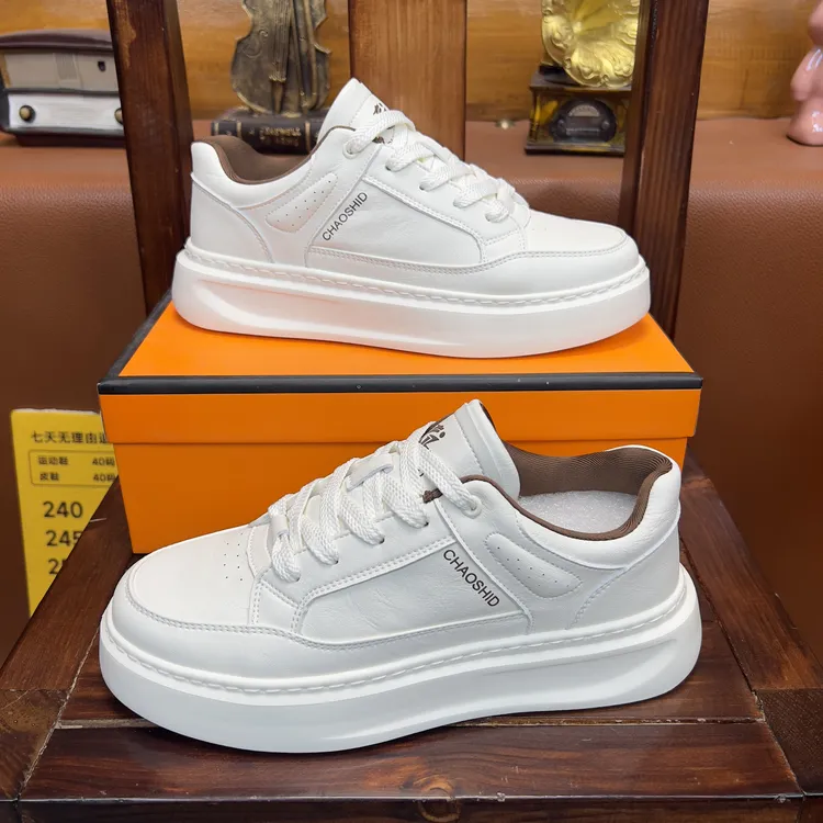 爆款2025新款板鞋男士休闲鞋时尚百搭男款小白鞋软底男鞋增高潮鞋