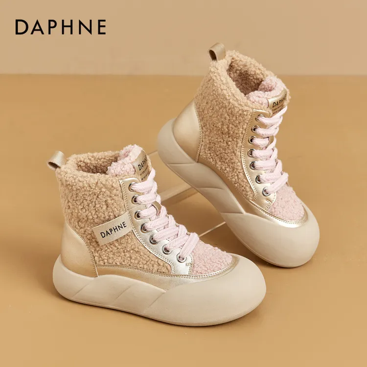 达芙妮羊羔毛大棉雪地靴2025冬季爆款加绒时尚潮流百搭保暖女靴子