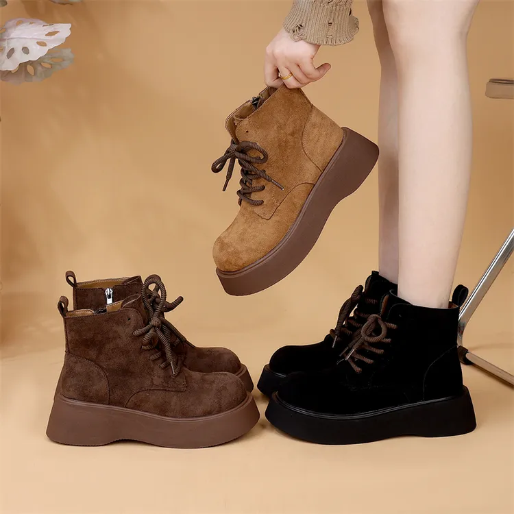 马丁靴女款2024新款爆款英伦风秋冬加绒配裙子系带厚底增高短靴子