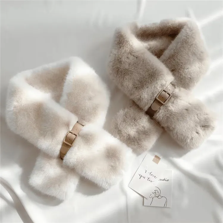 2025新款网红保暖围巾女秋冬季女款交叉皮带加厚仿兔毛绒护颈围脖