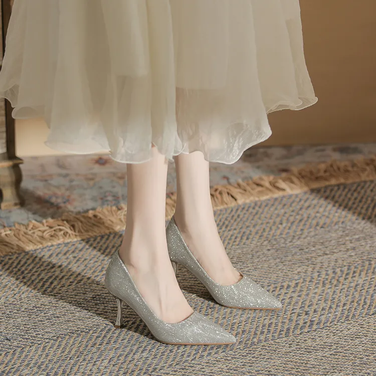 2025年春季新款粗跟鞋秀禾主婚纱宴会法式日常不累脚婚鞋新娘鞋女