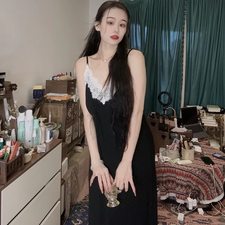 （带胸垫）显瘦夏季睡裙战袍爆款2025女性感蕾丝美背纯欲吊带睡衣