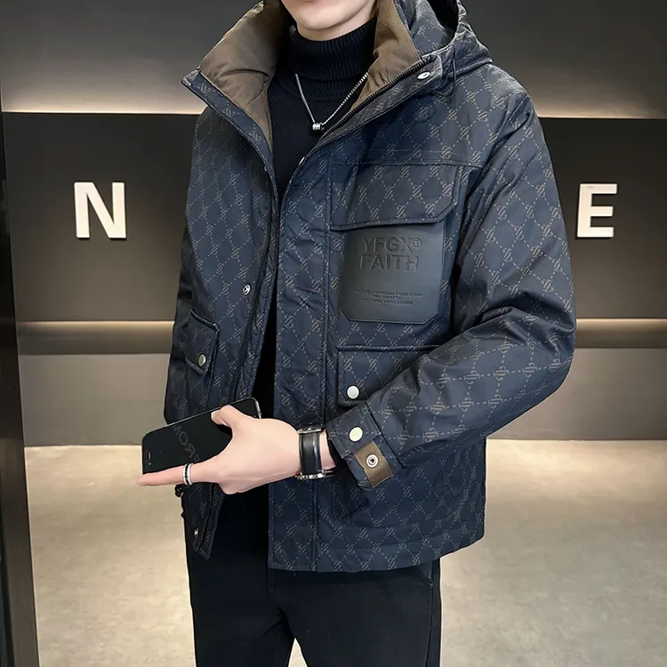 羽绒服男士冬季2025新款潮牌短款格子连帽加厚保暖工装白鸭绒外套