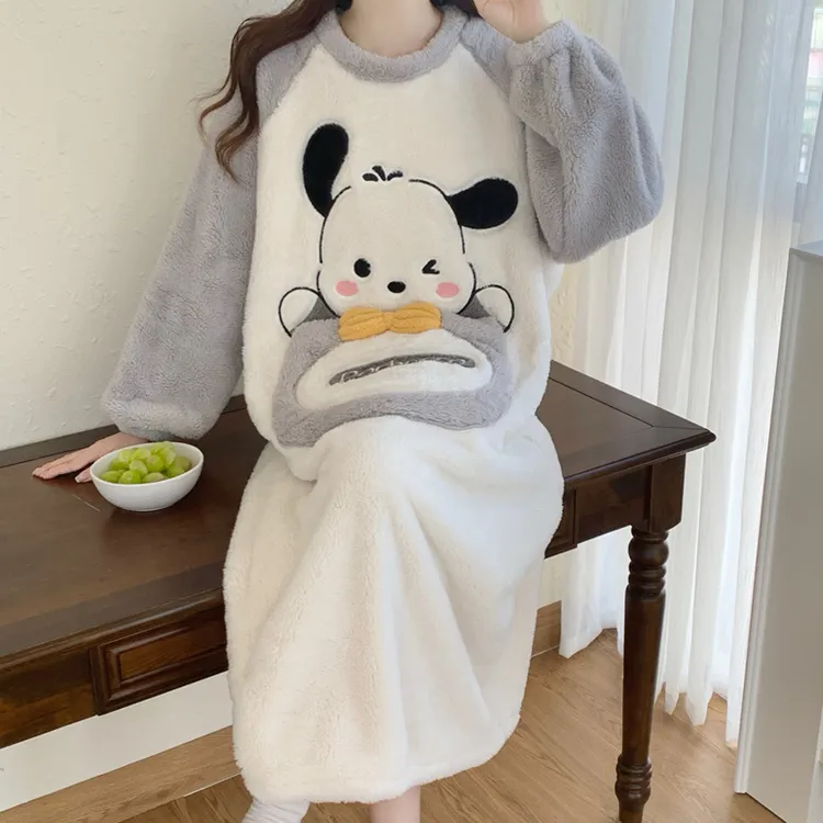 睡衣女士珊瑚绒秋冬季加厚加绒新款睡裙女款中长款保暖宽松家居服