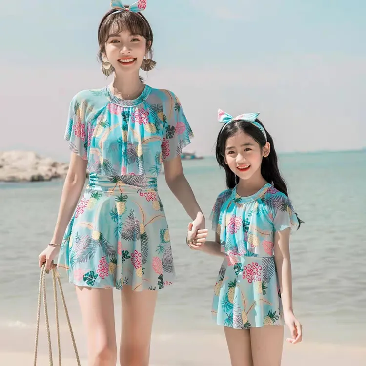亲子泳衣母女夏季新款连体裙式时尚泳装中大童公主可爱女童游泳衣