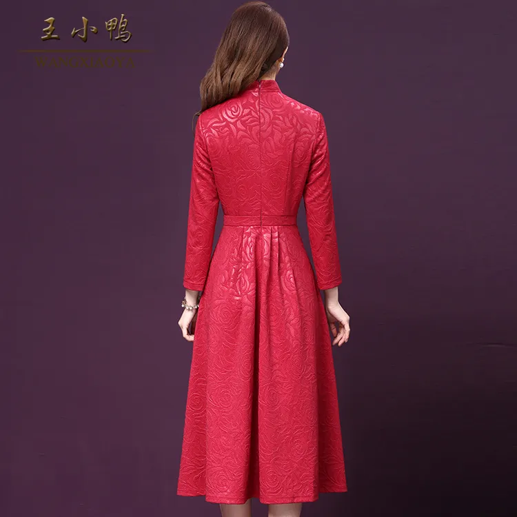 王小鸭W-87109W连衣裙女正品春秋新气质优雅显瘦遮肚子长袖A字裙