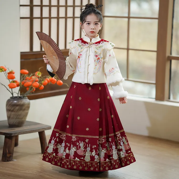 马面裙女童2025新款秋冬儿童拜年服冬季加厚国风女孩汉服唐装套装