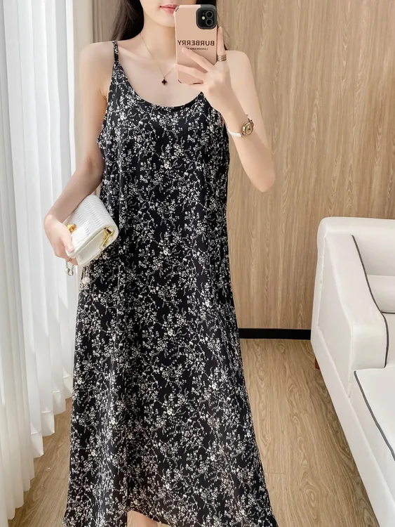 6143茶歇小碎花 宽松连衣裙吊带裙夏季外穿薄款印花法式韩版裙子