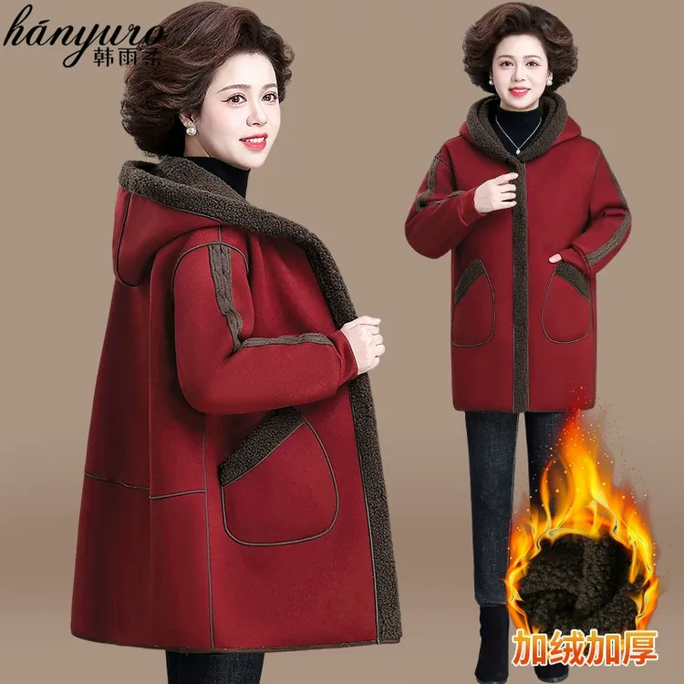 妈妈冬装外套加厚羊羔绒大衣中老年人冬季加肥加大码双面穿棉衣女