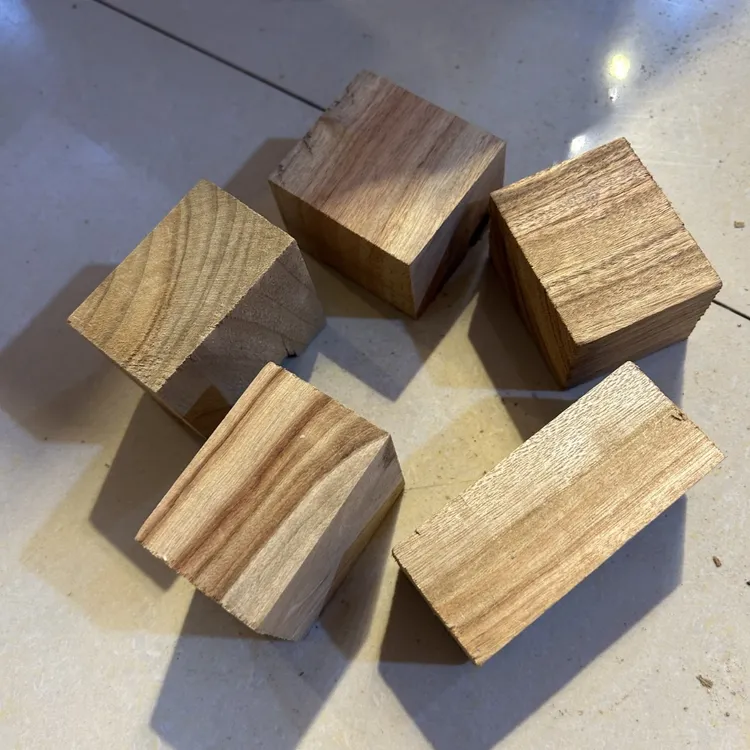 老料香樟木原木老榆木实木木头樟木木料榆木板木质香樟木条老木头