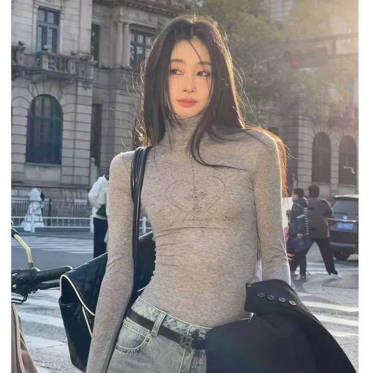 美式复古烫钻半高领长袖t恤打底衫秋冬内搭辣妹修身显瘦短款上衣