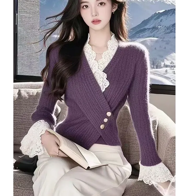紫色设计感交叉毛衣女2024秋冬季内搭收腰显瘦喇叭袖打底针织上衣
