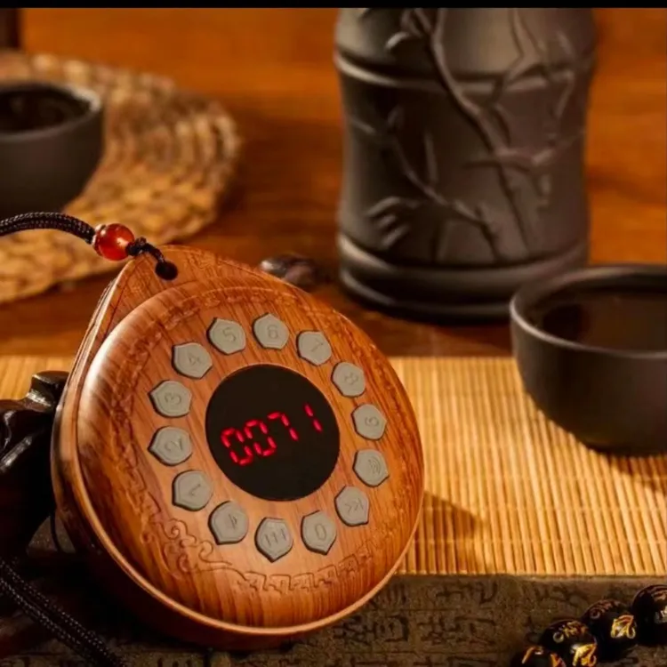 新款便携音乐播放机可插卡音乐机