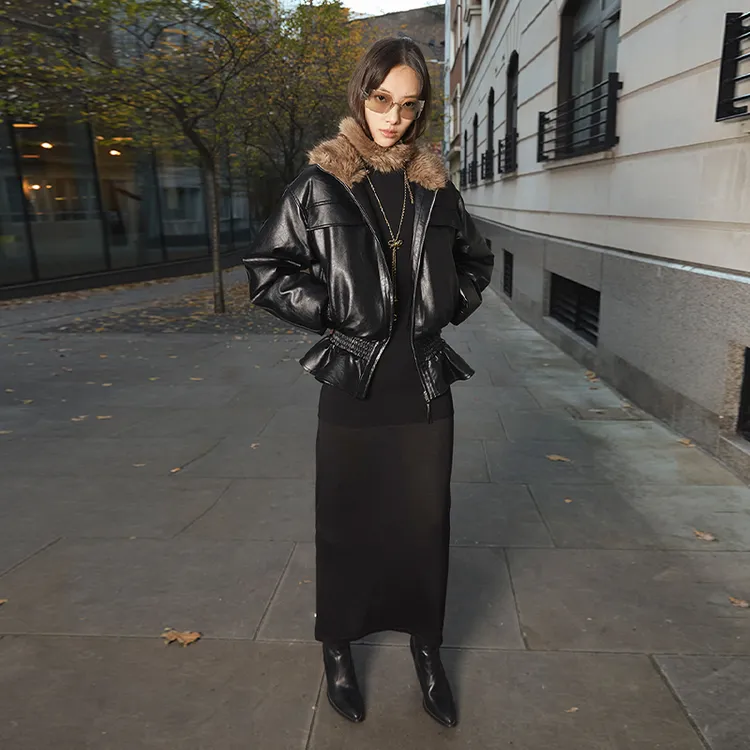 现货Gemini 买手店 YIFU LU 立领毛领荷叶边廓形羽绒皮夹克高级感