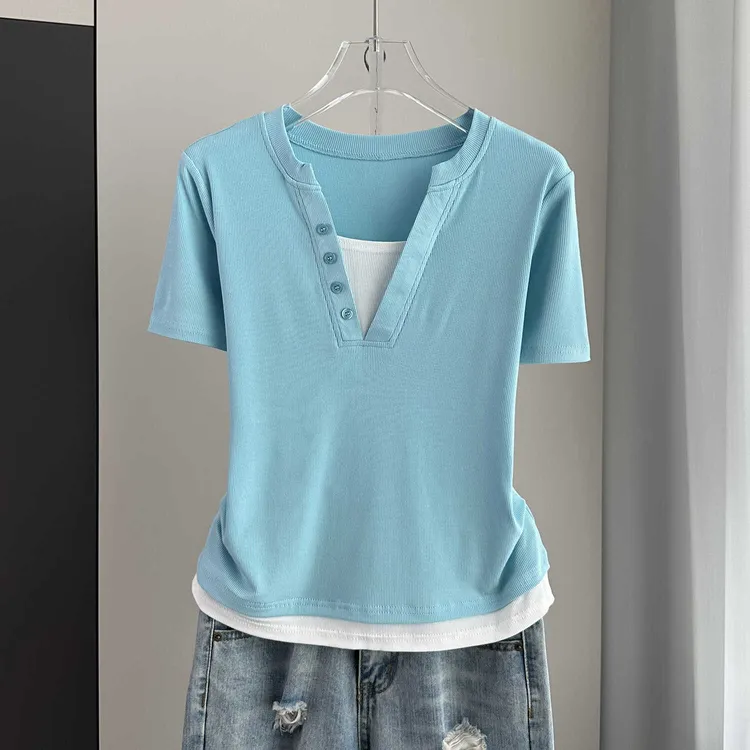 正肩短袖t恤2025夏季女新款撞色减龄假两件V领宽松遮肉螺纹上衣薄