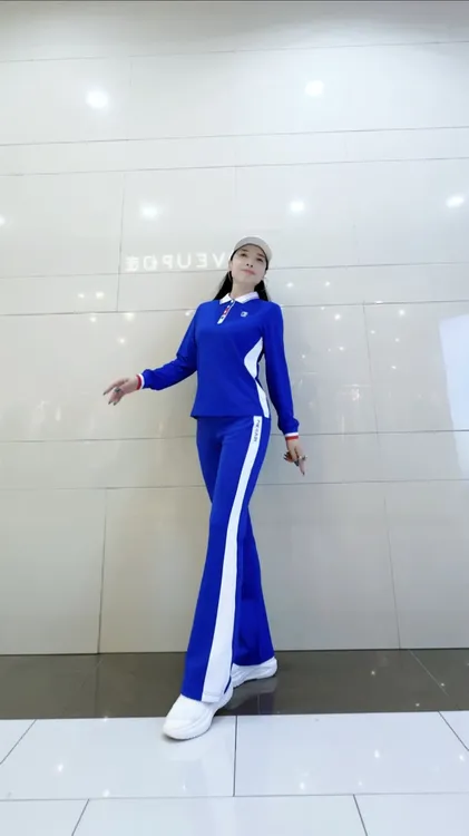 克莱因蓝长袖秋冬套装/佳木斯运动服/显瘦/百搭/拼色/透气/速干/