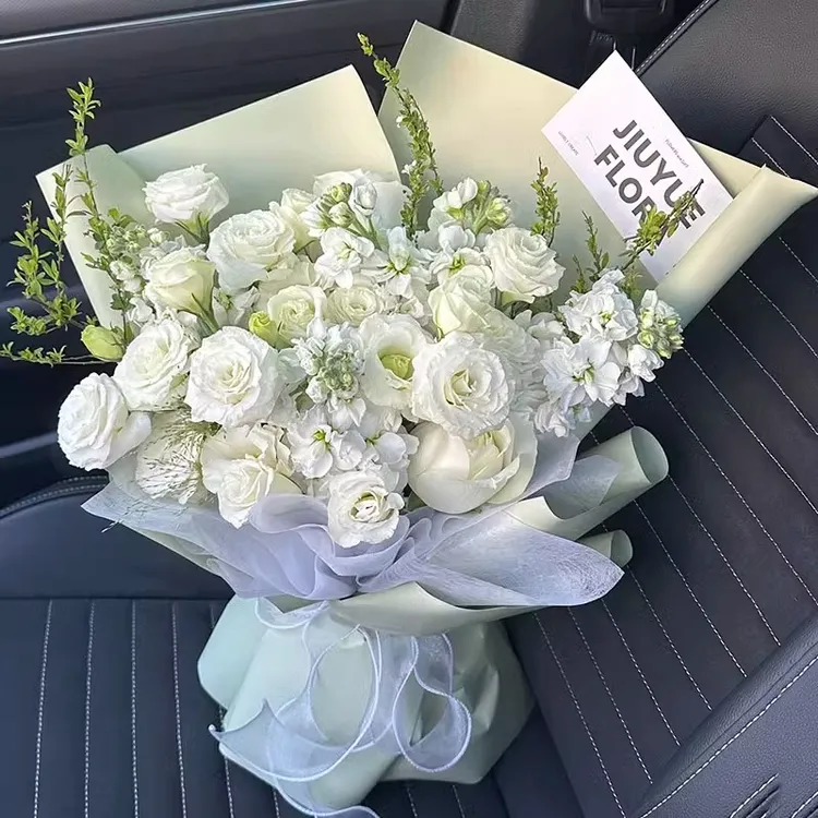 洋桔梗白玫瑰花束生日花束送花鲜花速递同城配送女男友鲜花花束