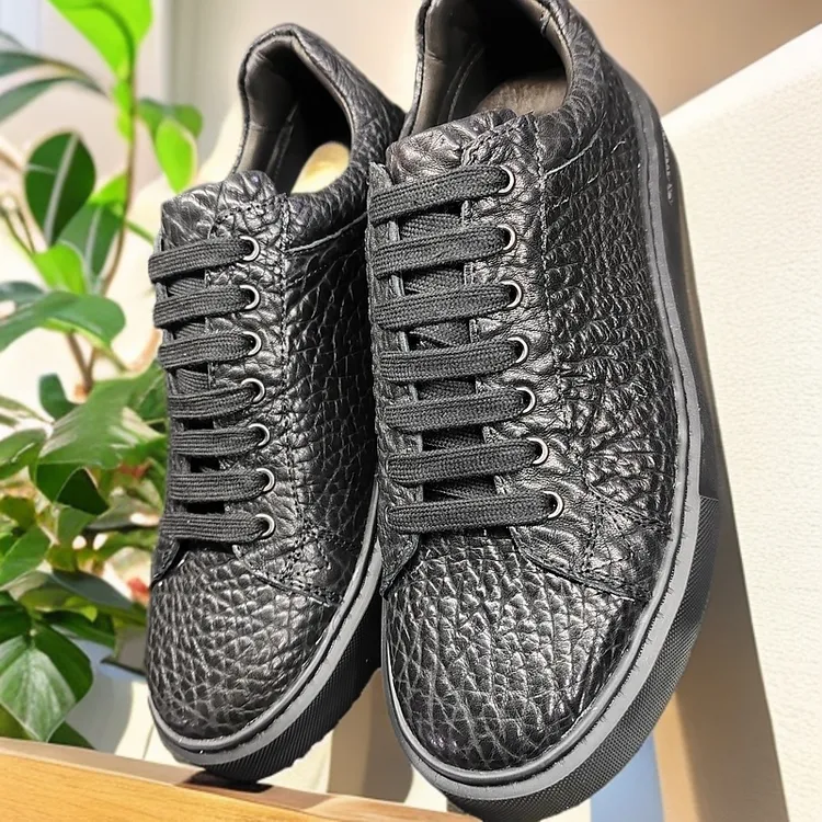 时尚男士真皮小白鞋潮流印花板鞋休闲百搭滑板鞋