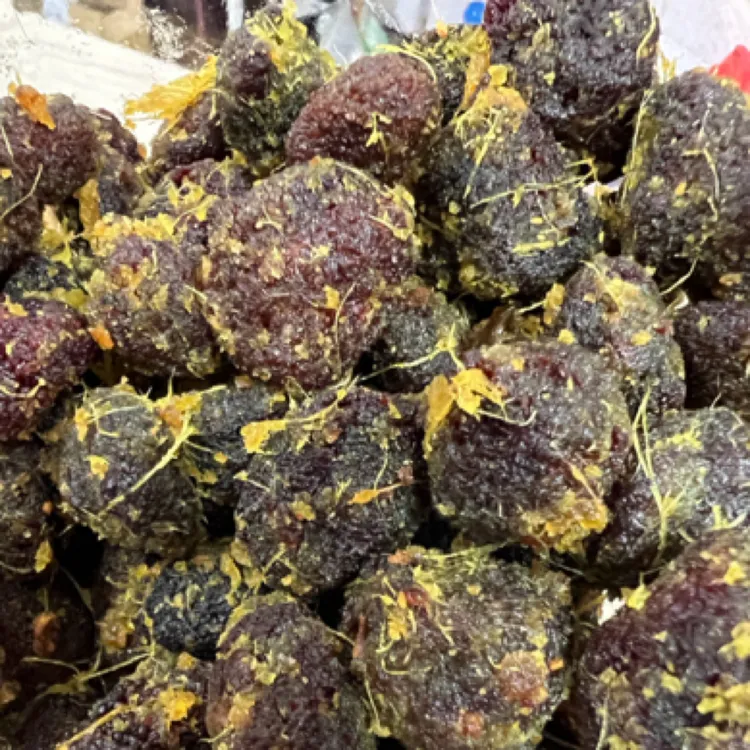 嘉泰霖南姜杨梅酸甜带点咸辣开胃解腻休闲茶点食品网红小零食即食