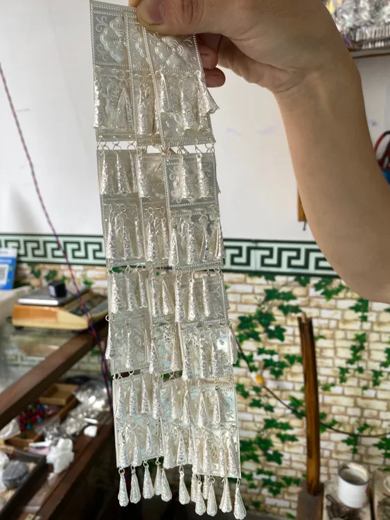 足银银制品 停洞民族纯银裙带