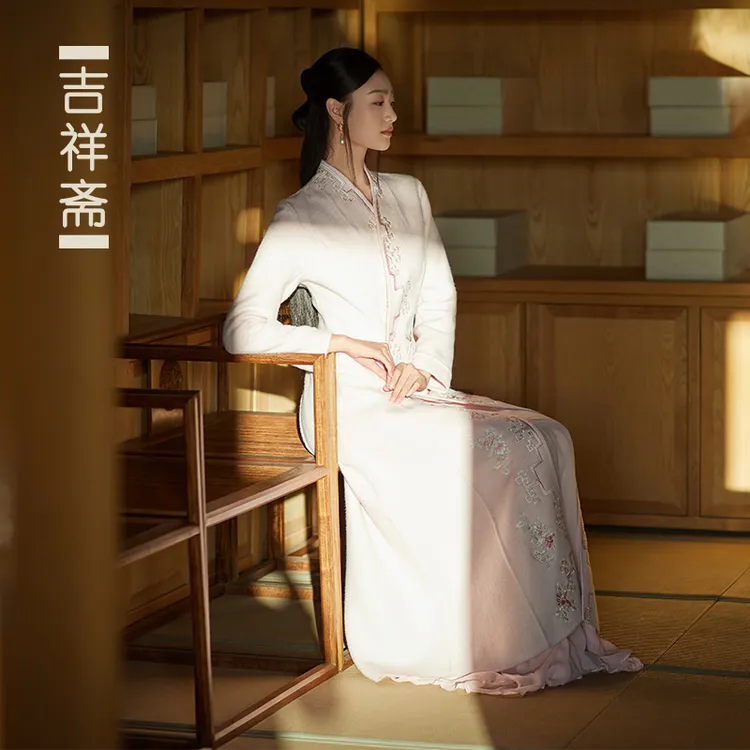 吉祥斋女装粉黛佳人收身大衣秋冬款羊毛气质修身外套国风礼服正品