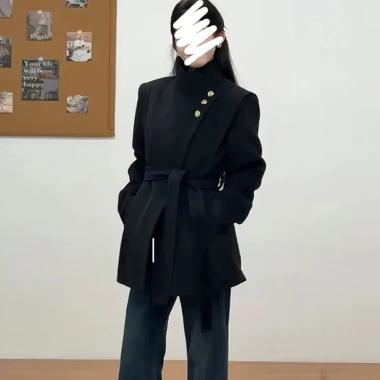 赫本风复古设计感直角肩加厚外套秋冬气质立领收腰显瘦毛呢外套
