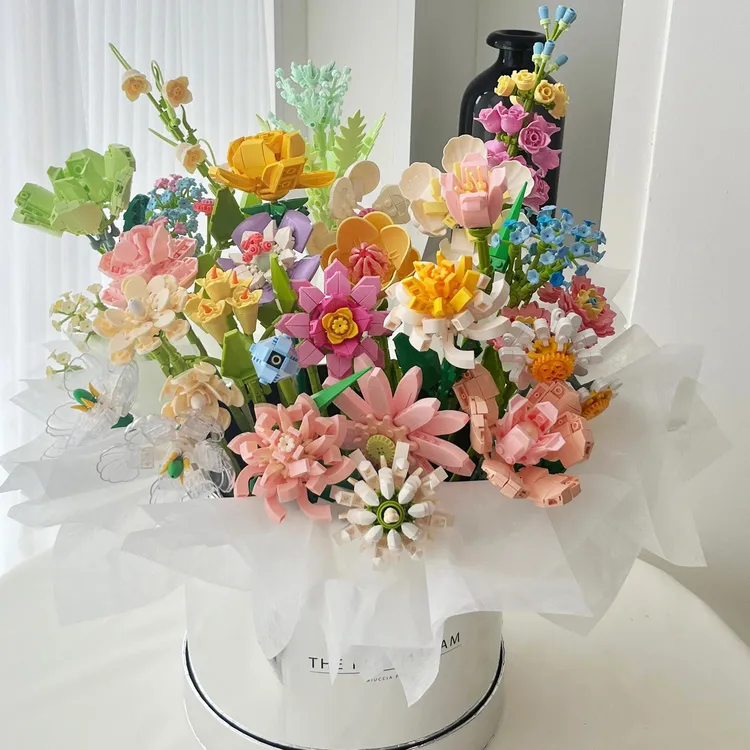 2024网红积木玫瑰花森宝花束客厅小摆件女孩七夕情人节生日礼物