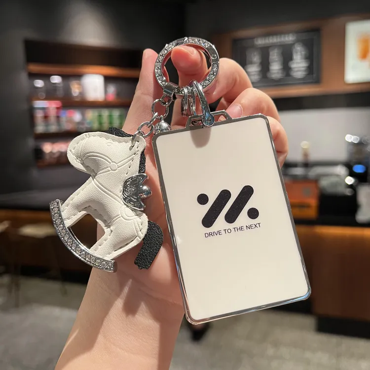 适用于新款智己LS6卡片钥匙套2024款智己L7保护壳L6高档LS7车包扣