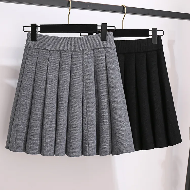 大码女装胖mm秋冬高腰a字大摆针织半身裙胖妹妹显瘦加厚百褶短裙