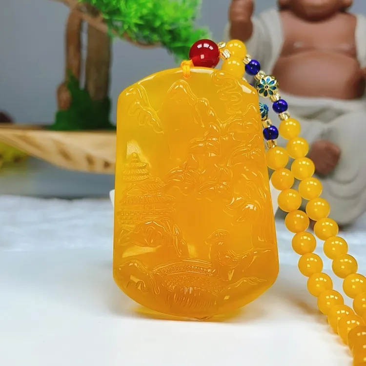 【山水牌】满蜜鸡油黄山水牌吊坠 方形山水珠宝项链吊坠 带证书礼盒