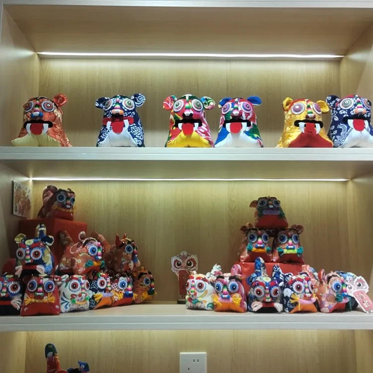 非遗传统手工艺布老虎