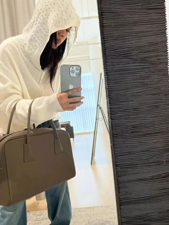 镂空钩花连帽羊绒针织衫女欧洲站2024秋装新款欧货女装打底毛衣潮