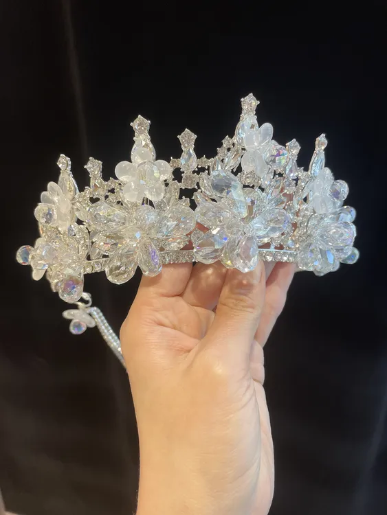 一诺新娘白纱皇冠带耳环