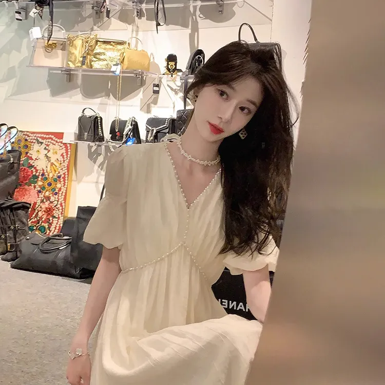 法式温柔风连衣裙女夏季新款设计感收腰显瘦v领泡泡袖长裙30026#