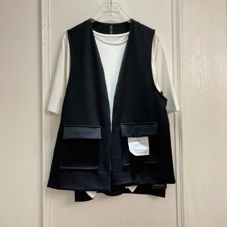2025春韩版显瘦无袖马甲新款背心外套精致黑色个性帅酷百搭女上衣