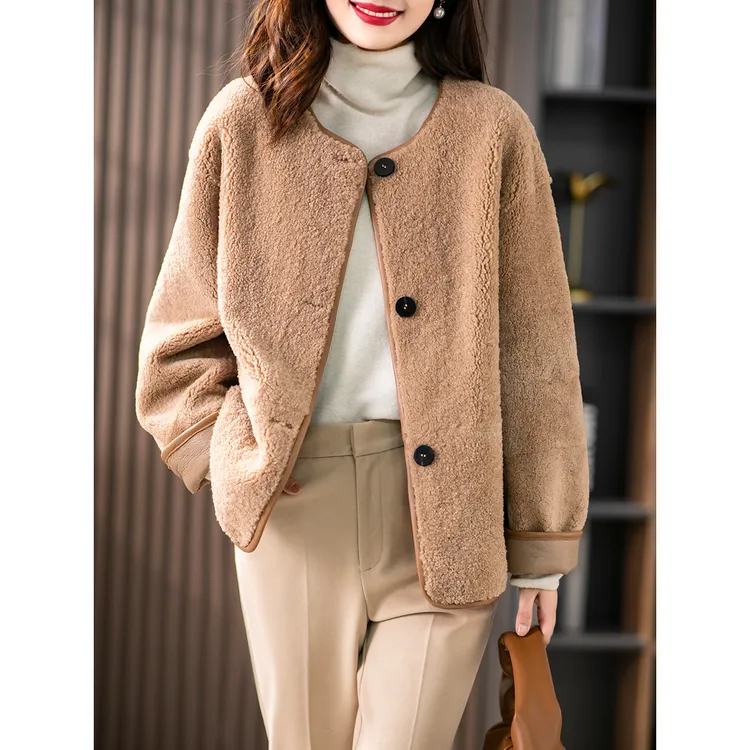 原形2025秋冬皮毛一体减龄保暖羊剪绒短外套U84883