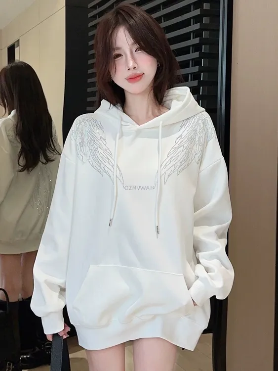 重工烫钻卫衣加绒女装连帽款