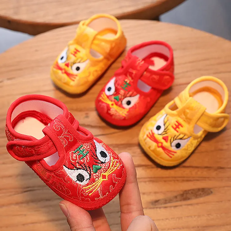 玺诺熊春秋0-1岁男女宝宝学步鞋3-6-12个月婴儿鞋软底透气单鞋新