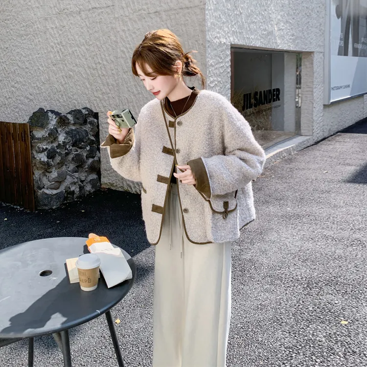 法式小香风羽绒服2025冬季新款保暖白鸭绒内胆氛围感韩系穿搭外套