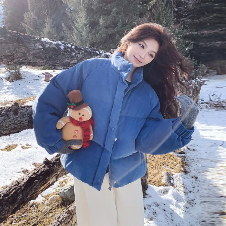 克莱因蓝灯芯绒羽绒服女2025冬季新款氛围感气质韩系白鸭绒面包服