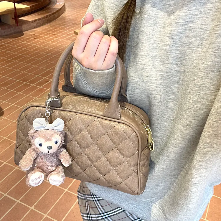 卡肉cowry 奶茶色中古香风jennie同款保龄球包焦糖色菱格手提包包