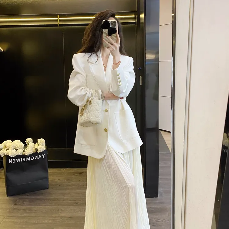 米白色小香风西装外套女秋季新款2024爆款小个子高级感小西服-权