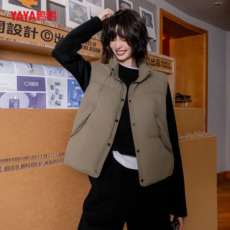 YAYA鸭鸭羽绒服女款爆款2025新款正品90绒爆款洋气女款短款外套