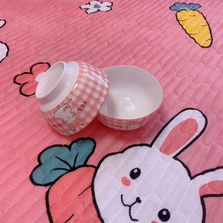 卡通可爱方格兔碗