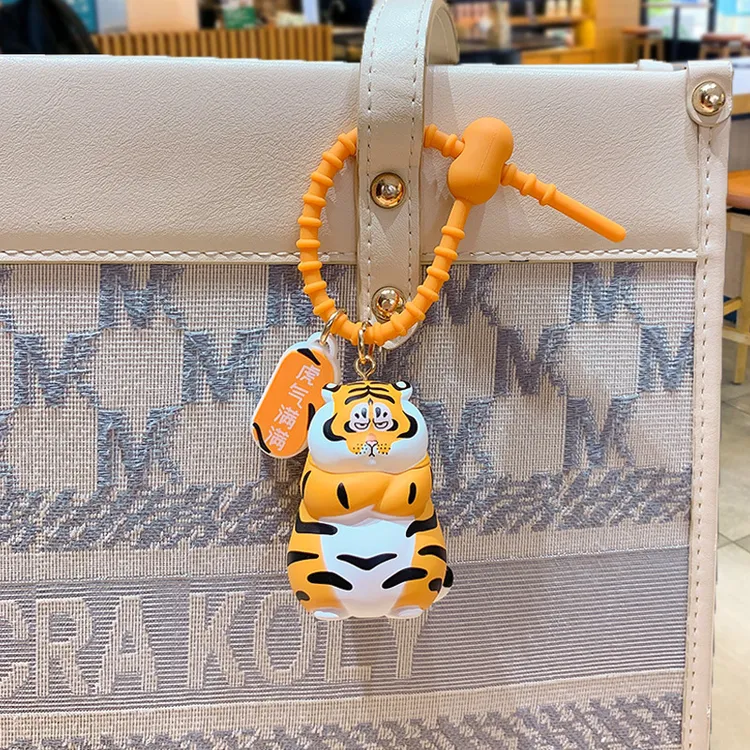包包挂饰个性卡通不是钥匙扣正版胖虎我学生挂件时尚车钥匙