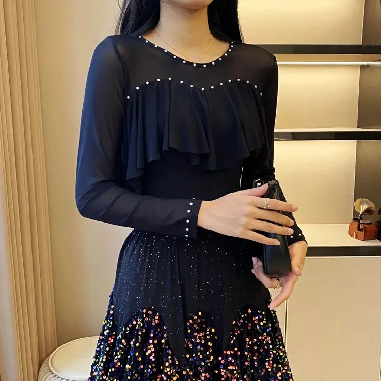 丹慕年华三步踩跳舞上衣女士圆领跳舞拉丁舞烫钻摩登夏季设计师