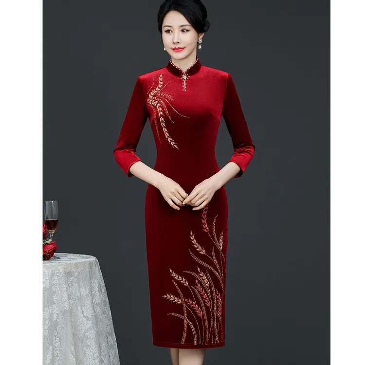 （岁岁平安）新娘结婚妈妈装金丝绒改良旗袍中长款高贵喜婆婆礼服裙